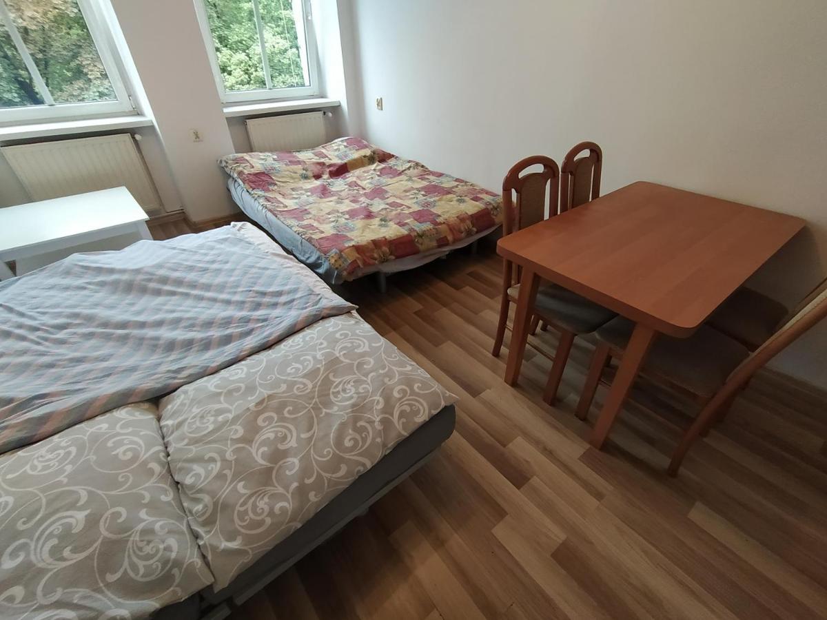 ヴロツワフKrasinskiego Park 56アパートメント エクステリア 写真